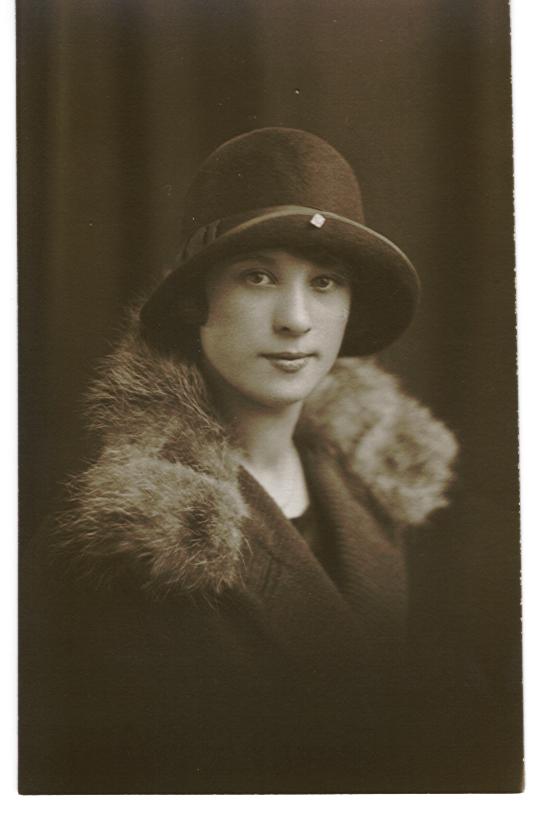 Edna May Scott in the 1920s