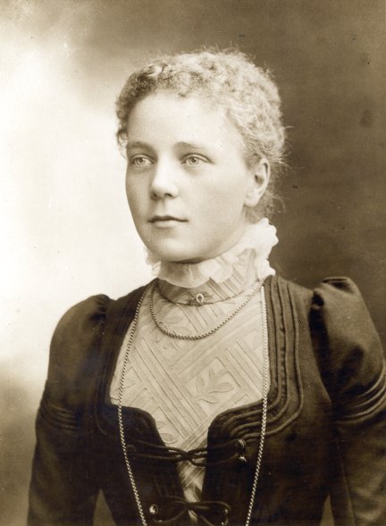 Esther Elizabeth Garner aged about 18 in 1889
